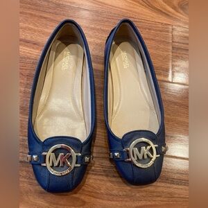 MICHAEL KORS FULTON  NEVY BLUE GOLD LOGO MOCCASINS 7.5